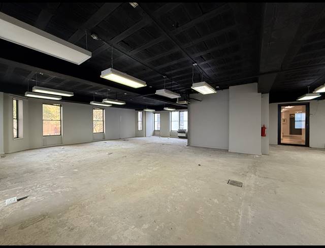 552M² OFFICE TO LET IN ROSEBANK